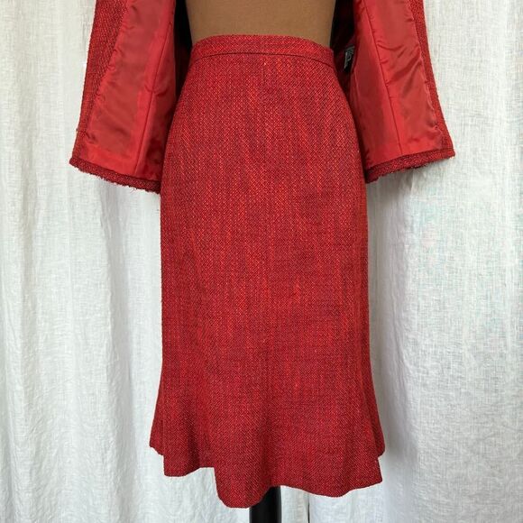 Vintage 90s Kasper Red-Orange Fringed Tweed Blazer & Skirt Suit Set, Size Medium - Picture 8 of 11
